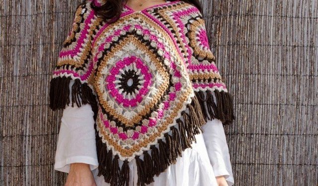 Накидки крючком со схемами и описаниями пошагово